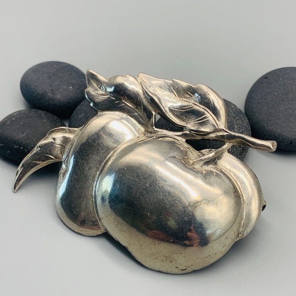 Rare Vintage Gump’s Sterling Apple Brooch G. Cini - Picture 8 of 8